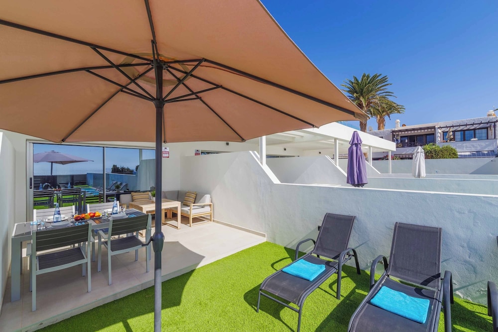 Marina Suite Villa Azul