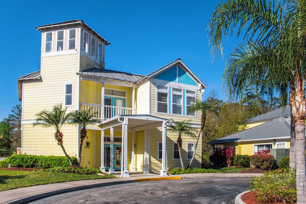 Barefoot'n Resort Kissimmee Orlando