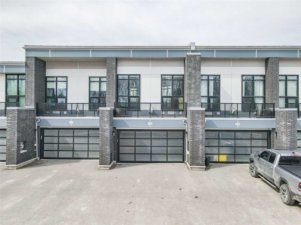 Friday Harbour Boutique Home