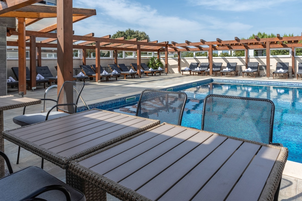 Aparthotel Plat