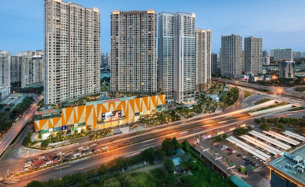 HMH - Vinhomes D'capitale