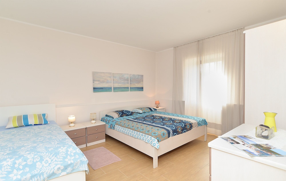 Apartment 38 view 3
