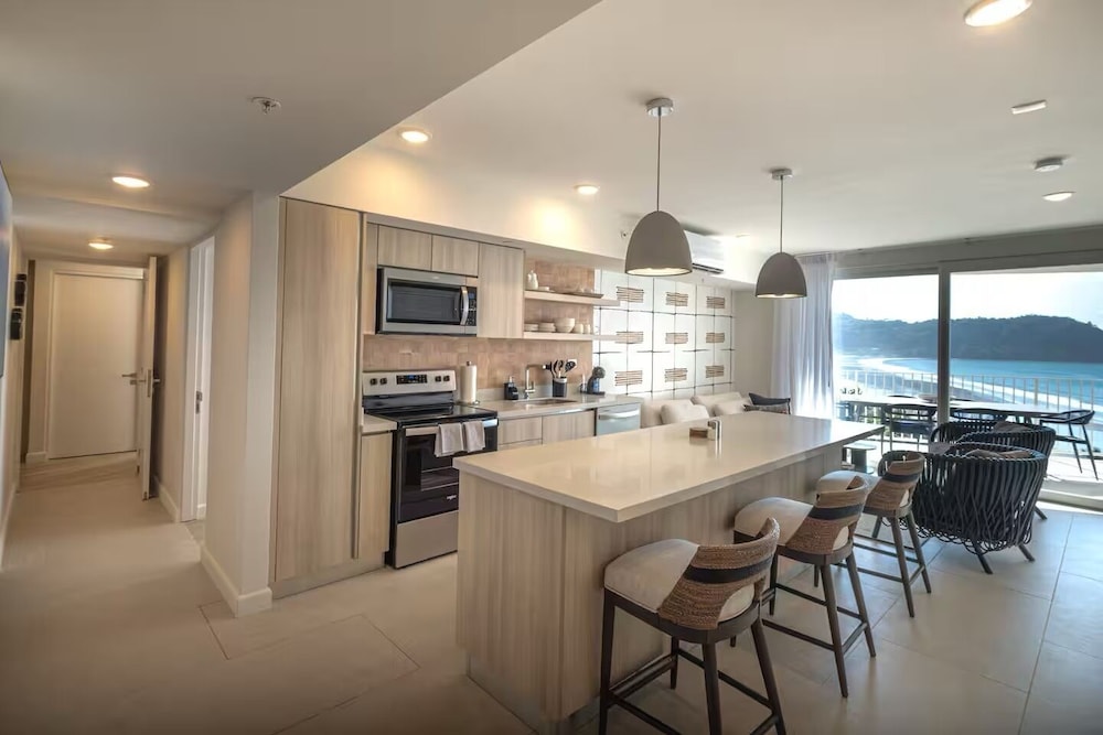 Pacific Point 1106A