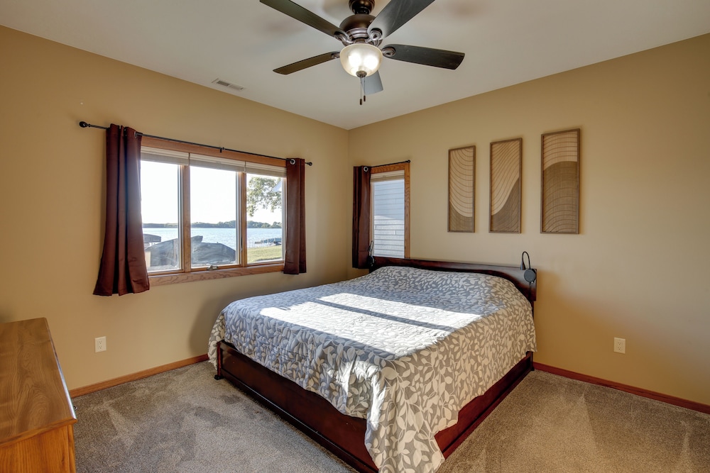 Dog-friendly! Silver Lake Escape Near Boat Ramp