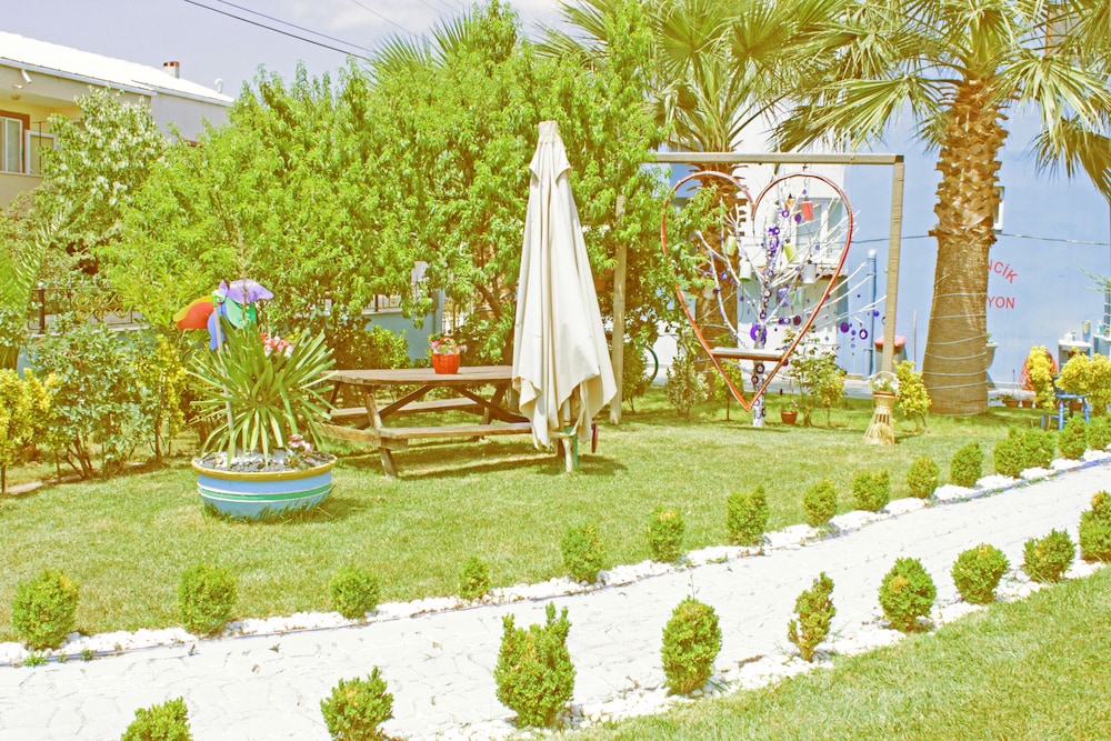 Photo 16