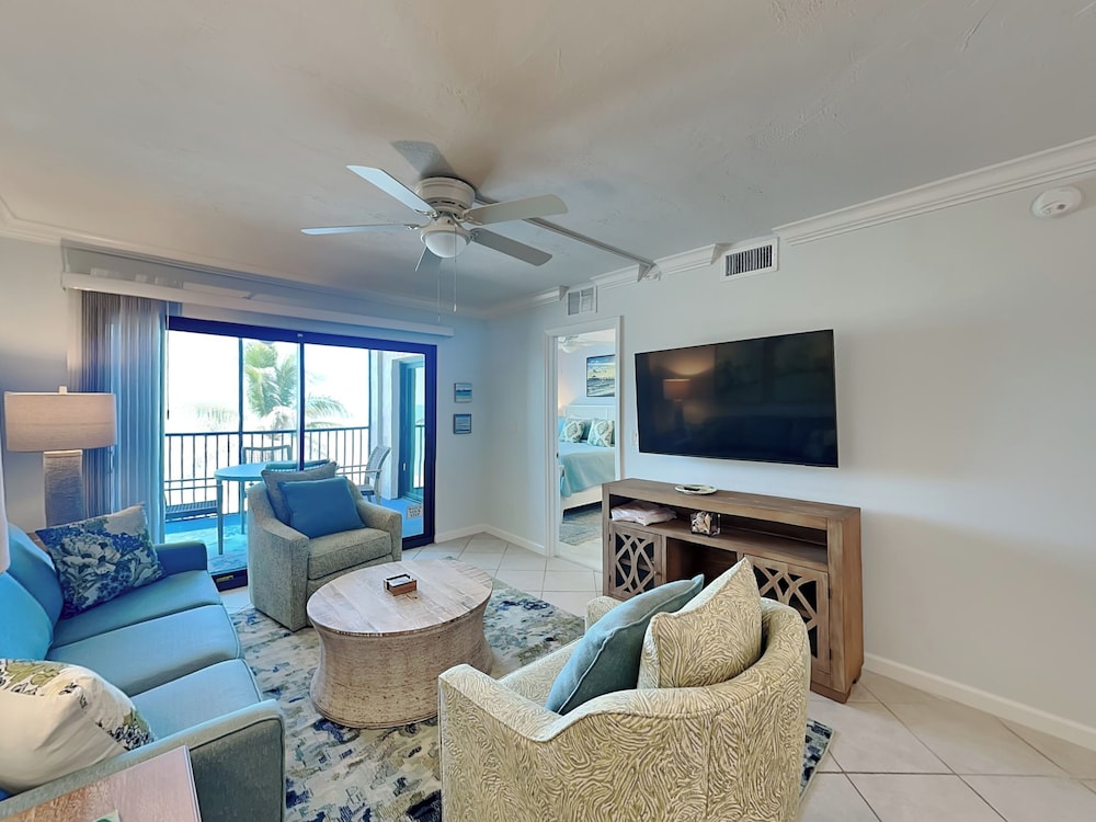 Seaside 3 by Distinctive Beach Rentals