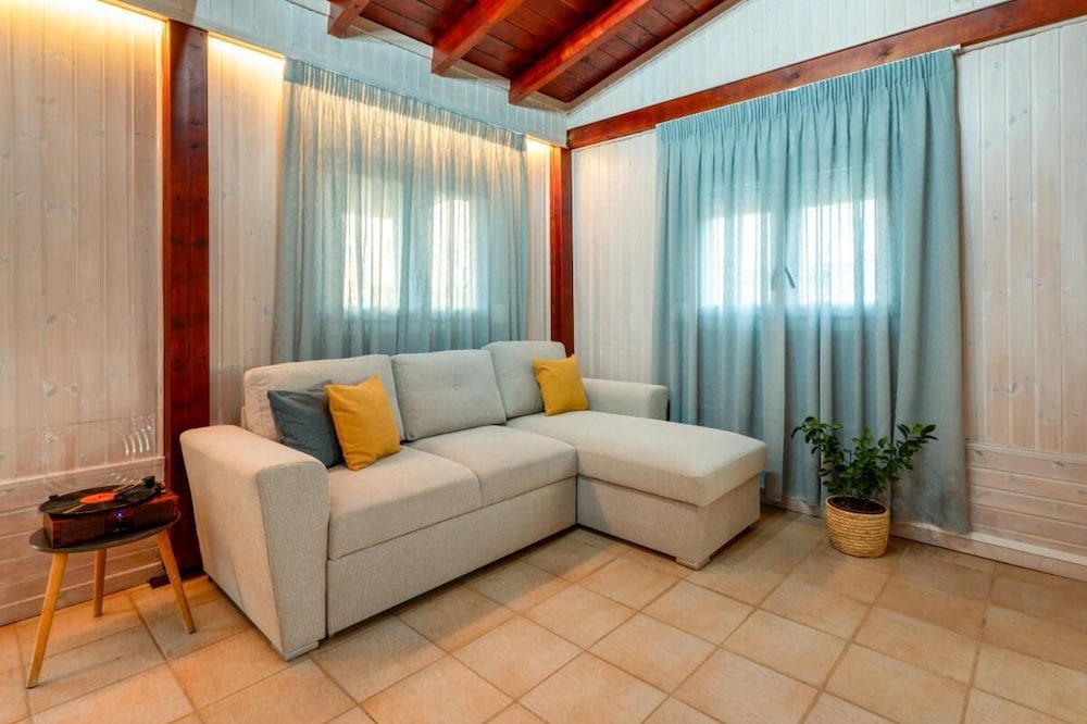 Harmony Sea View Apartment
