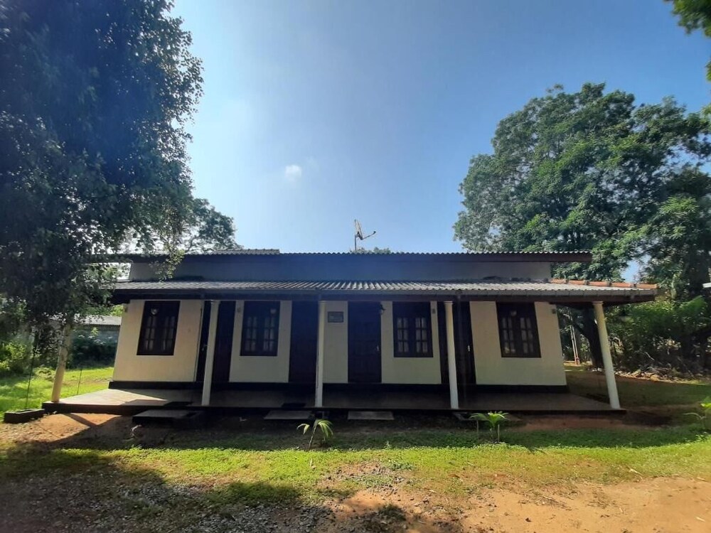 Katagamuwa Rest view 5