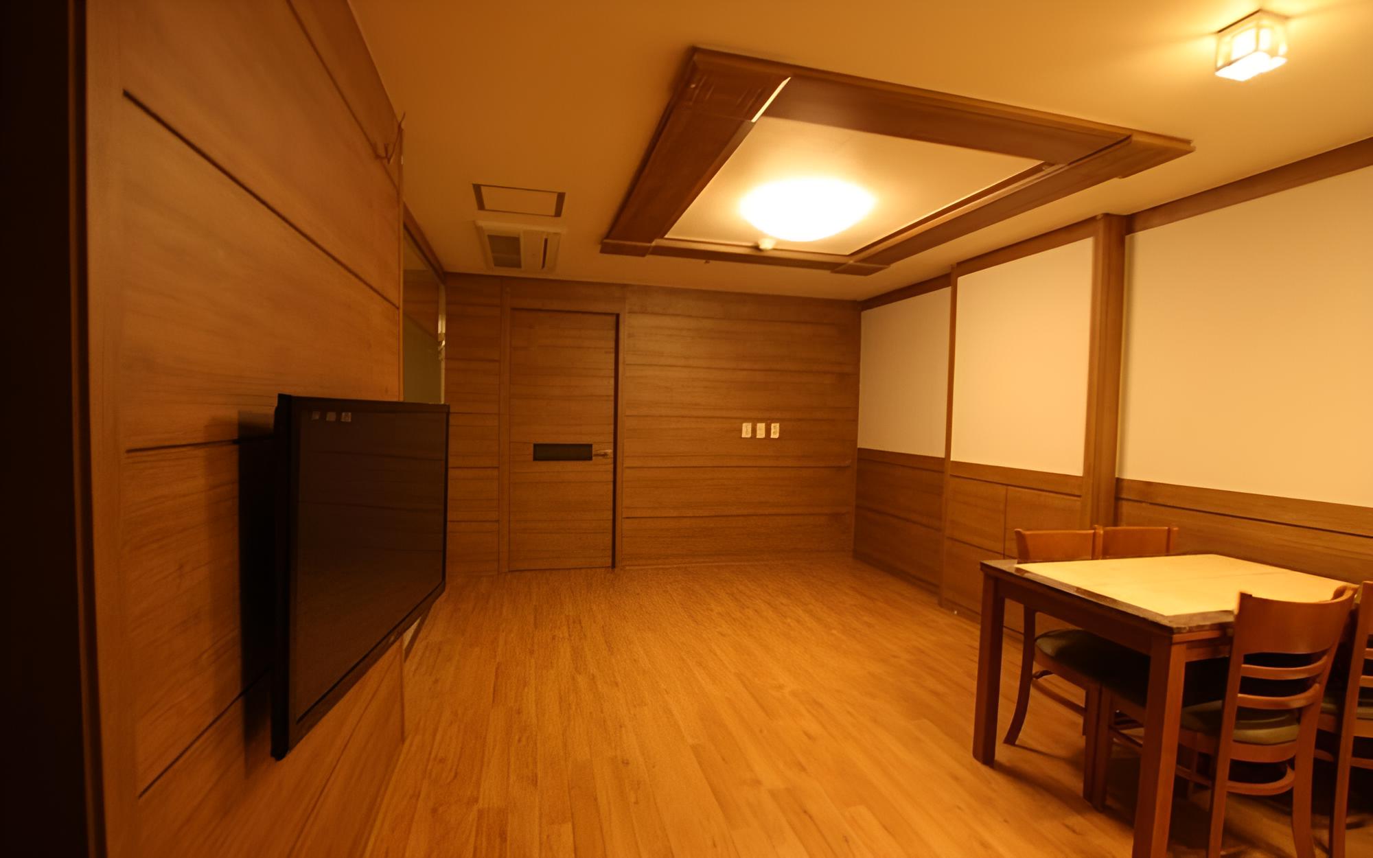 Photo 47