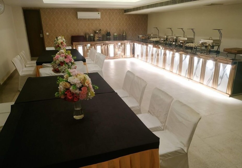 Meetings & Events