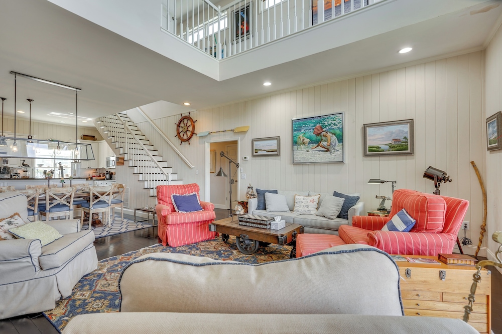 Marina & Golf Course Views: Edisto Island Home