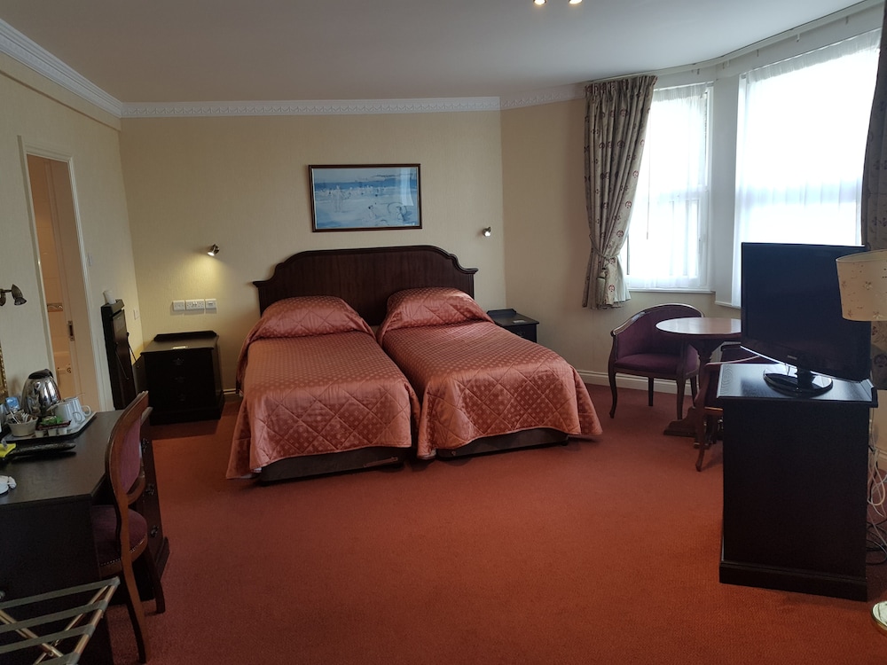 Welbeck Hotel and Apartments