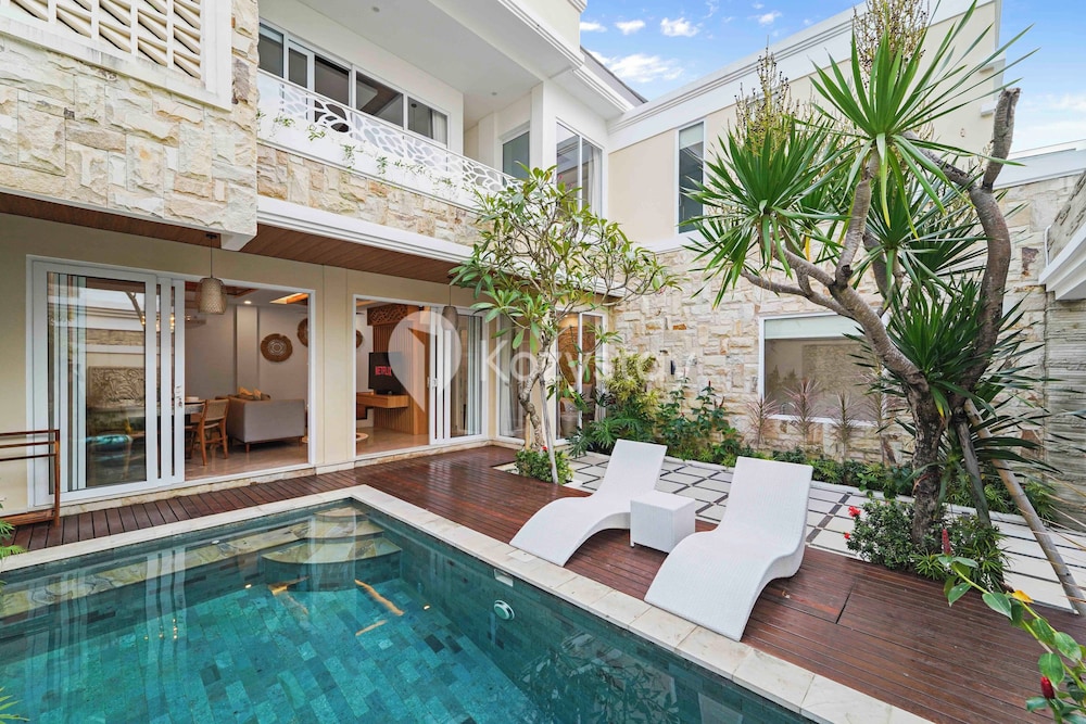 Agie Villa by Kozystay - Canggu