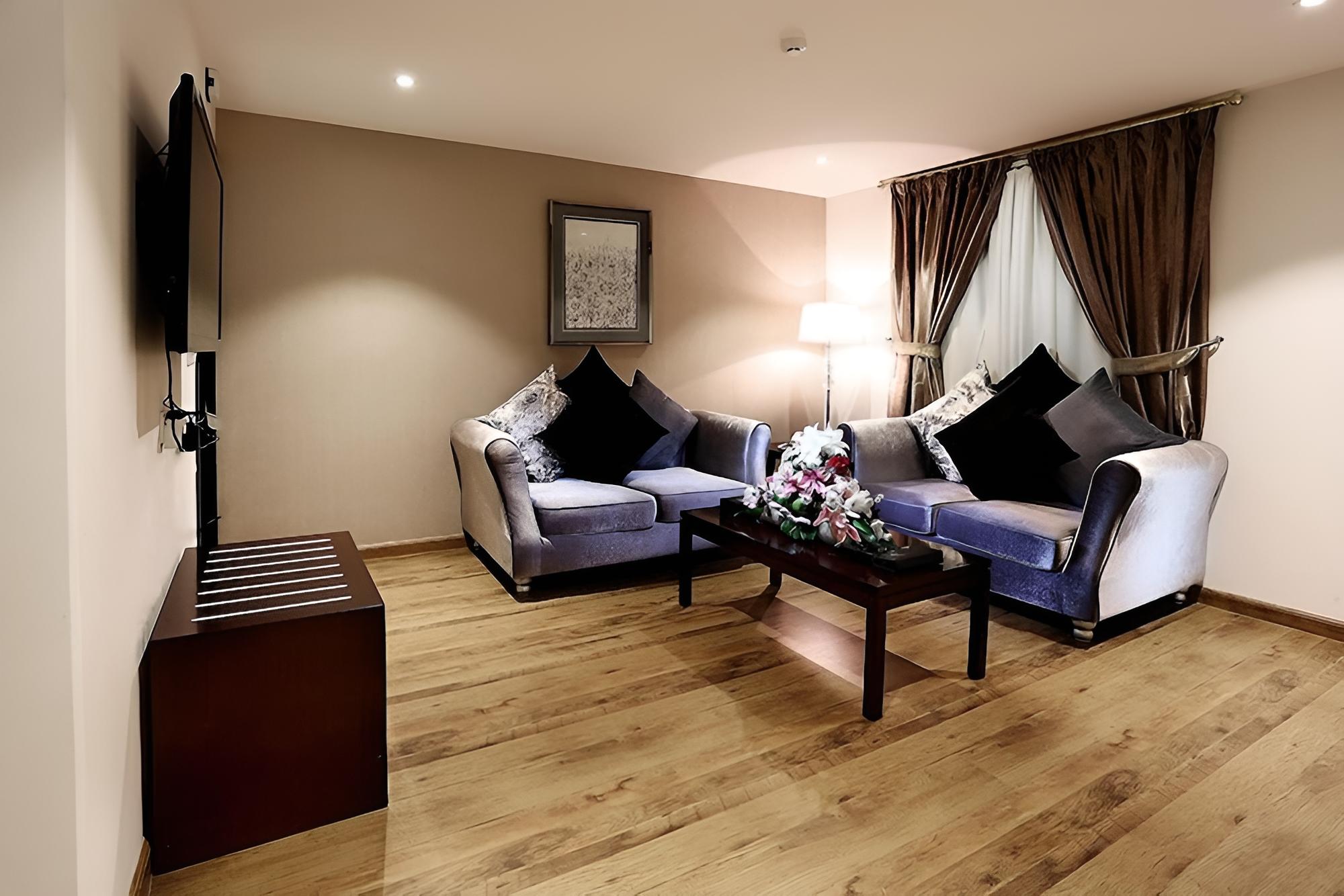 Towlan Suites 3
