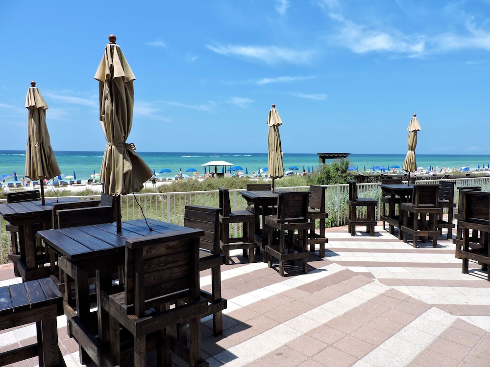 Shores of Panama Beach Resort