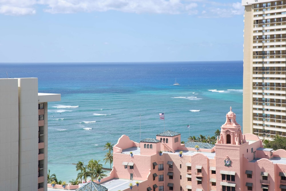 OUTRIGGER Waikiki Beachcomber Hotel 67