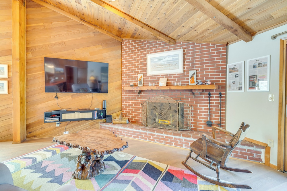 1/8 Mi to Neskowin Beach! Cozy Oregon Coast Home