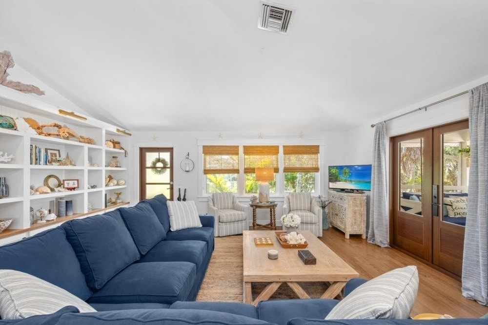 Sunkissed Cottage 3 Bedroom Home