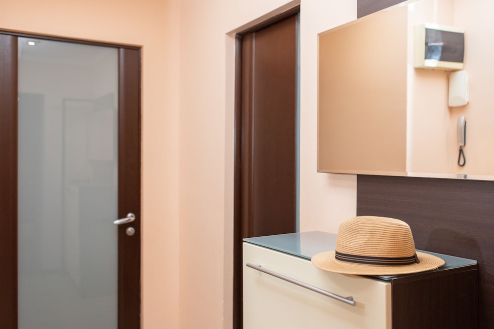 Apartment on Lenina 10 view 2