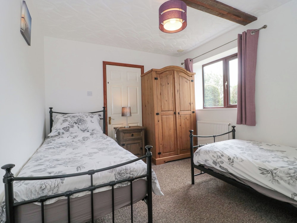 Mistletoe Cottage
