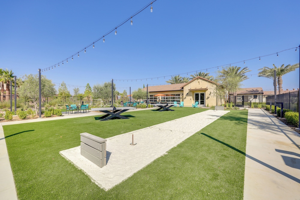 Pool Access & Mtn Views: Family Haven in Beaumont!