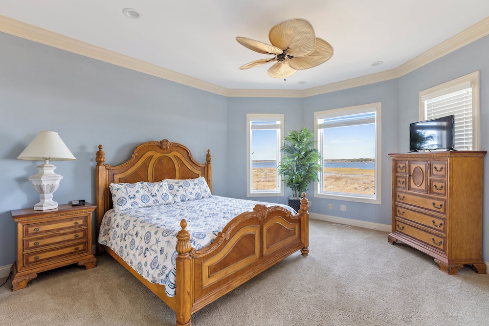 Permuda Private Island by Topsail Realty