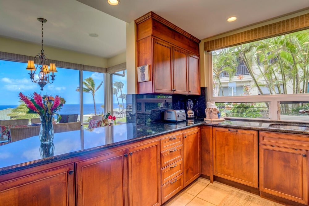 Kapalua Bay Villas 2 Free Rental Cars KBM Resorts Whale Watching 2 Units, 3 Bedrooms Ml-1598