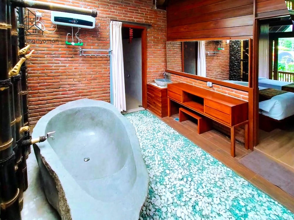 Andung Andung Villa and Resto view 3