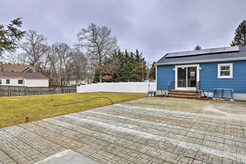 Charming Rocky Point Home 1 Mi to Beach! - Property Image 2