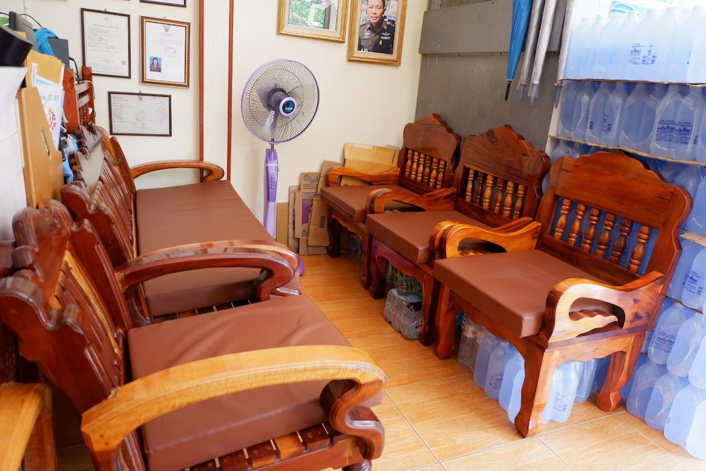 Harmony House - Hostel