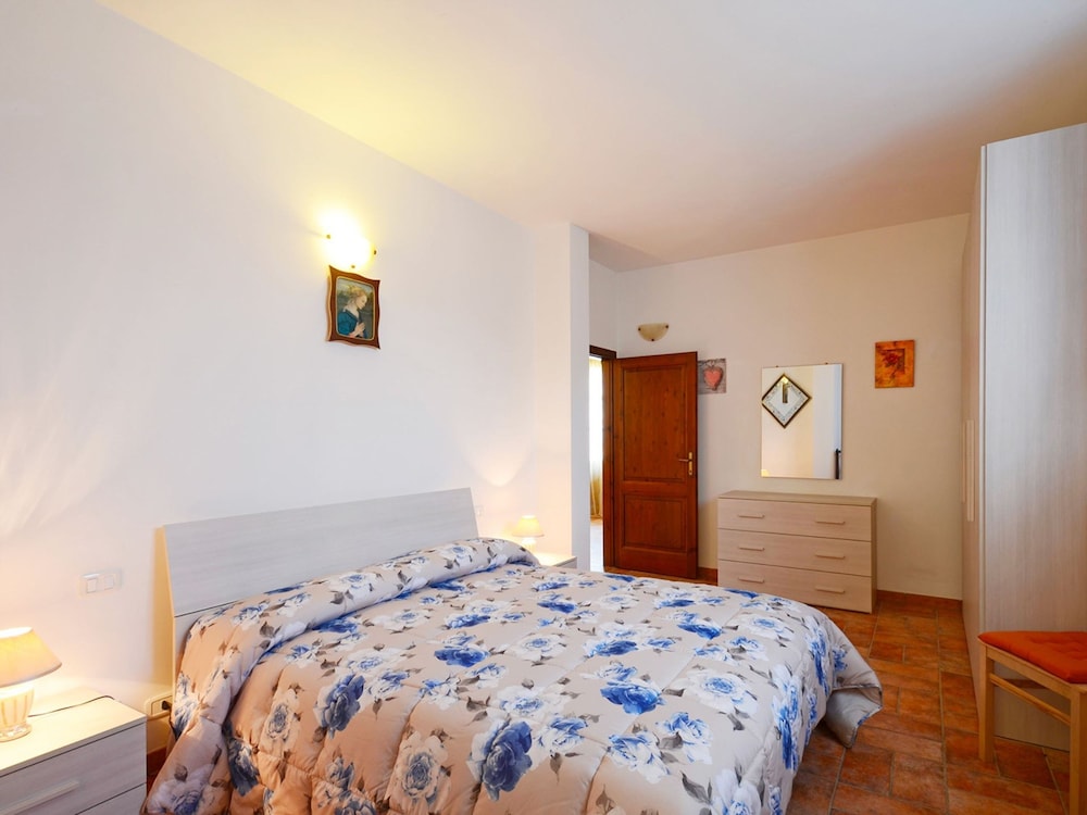 Podere Baiocco Sleeps 22 People 2 Private Pools Walking Distance to Town-podere Baiocco