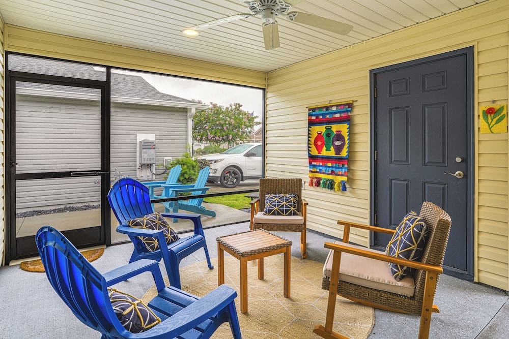 Pool & Golf Access: Vibrant Home in The Villages!