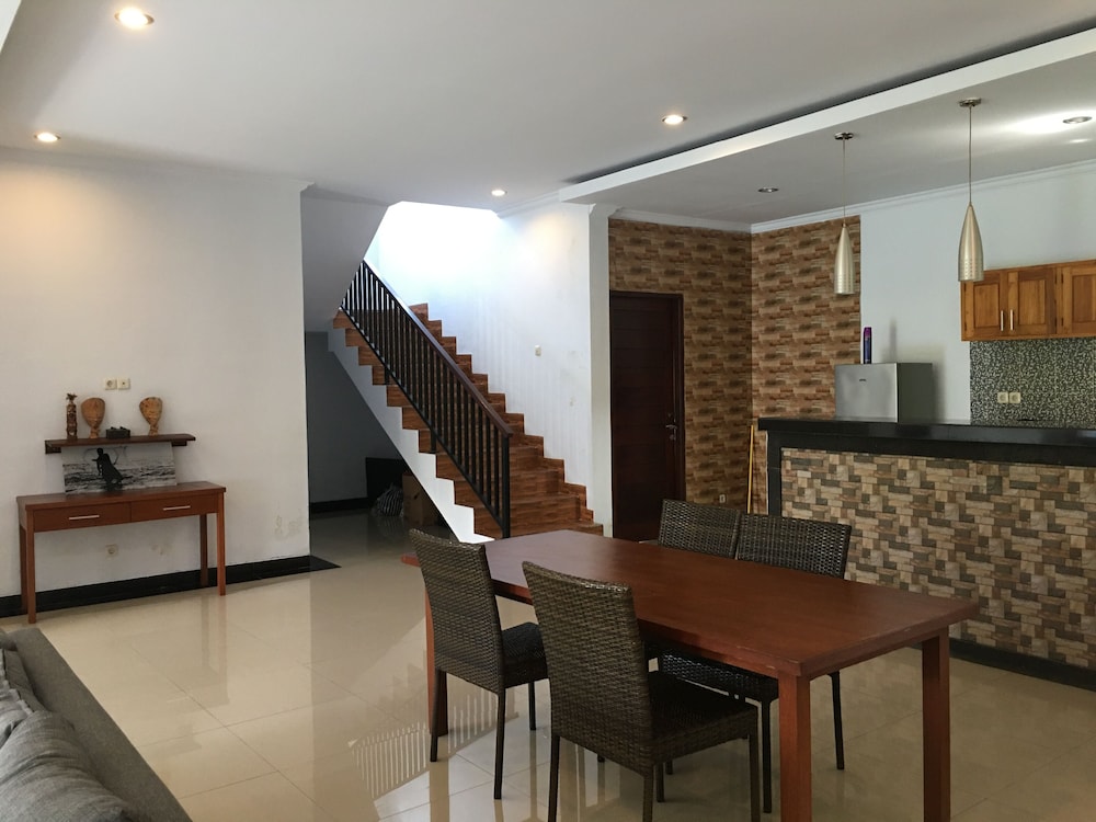Widi Agung Villa