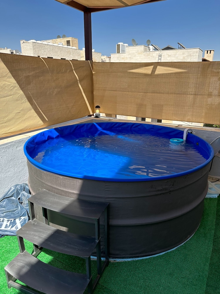 Luxurious Amman Apartment With Private Pool and Modern Amenities
