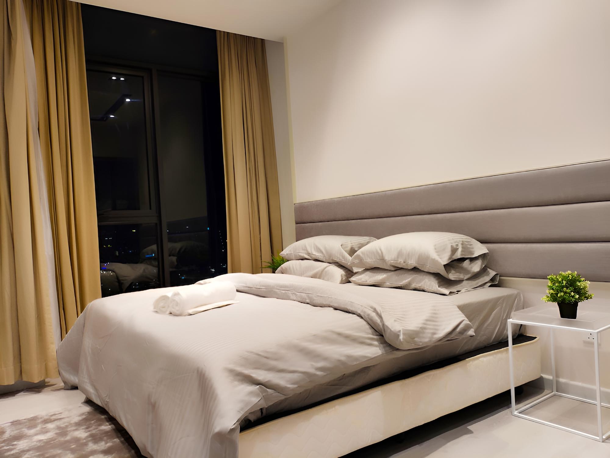 Expressionz Professional Suites by HostaStay