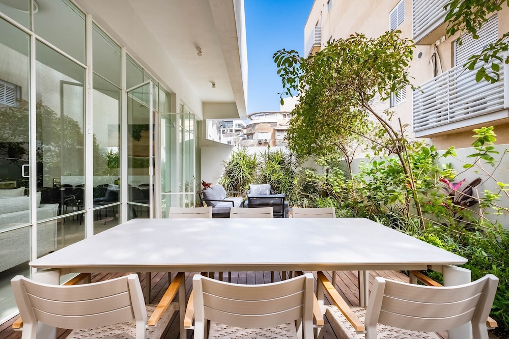 KG4 LUX Apartments