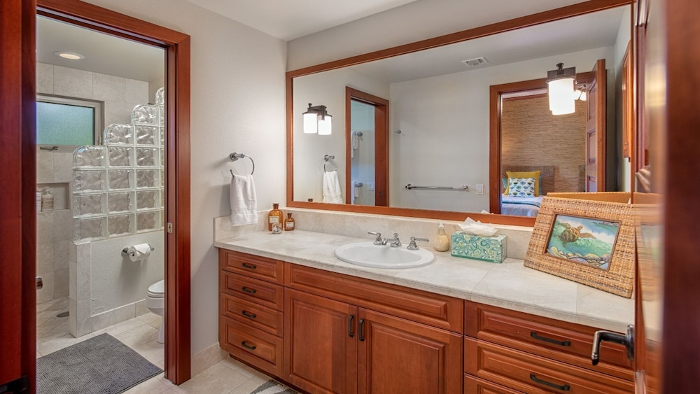 Spacious Townhome - Stunning Golf Course Views - Pool & Fitness- Vrkcv