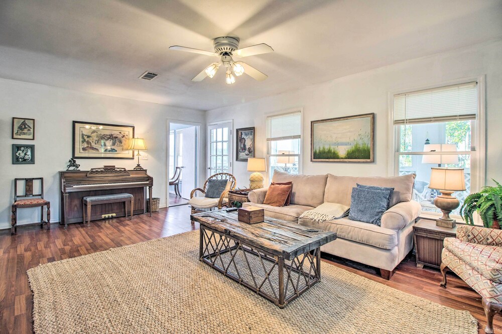 Family-friendly Savannah Vacation Rental w/ Decks! view 2