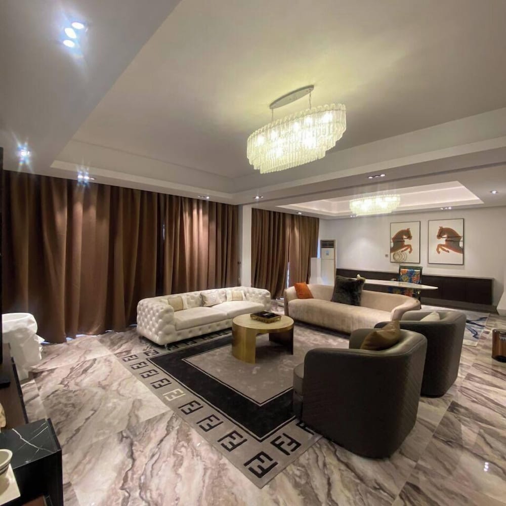 The Breeze Apartment