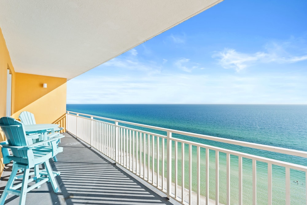 Splash Beach Resort by Panhandle Getaways