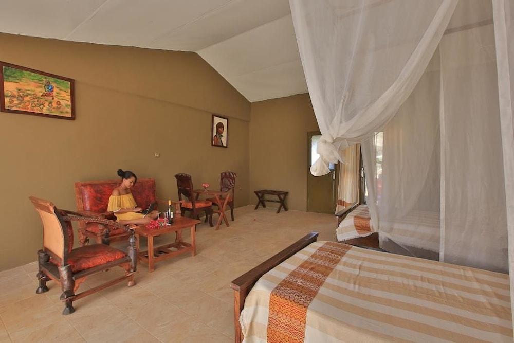 Emerald Lodge Turmi