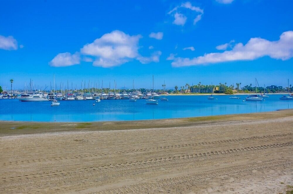Manhattan Shores 5