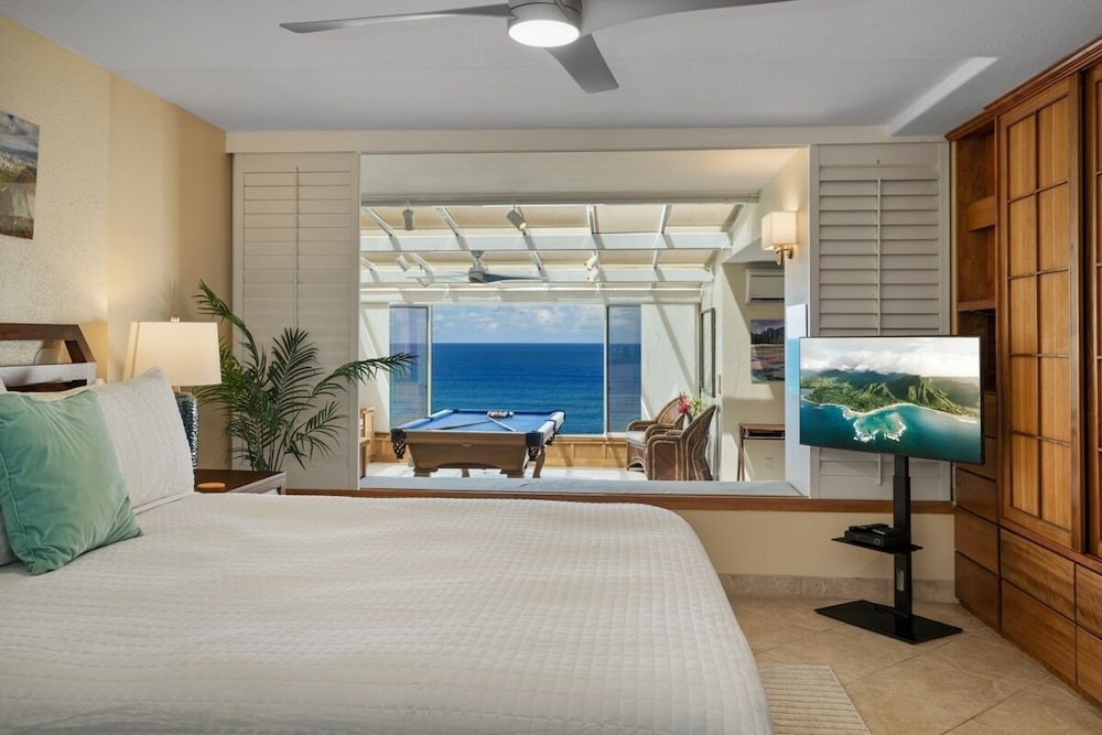 Puu Poa 306 2 Bedroom Condo