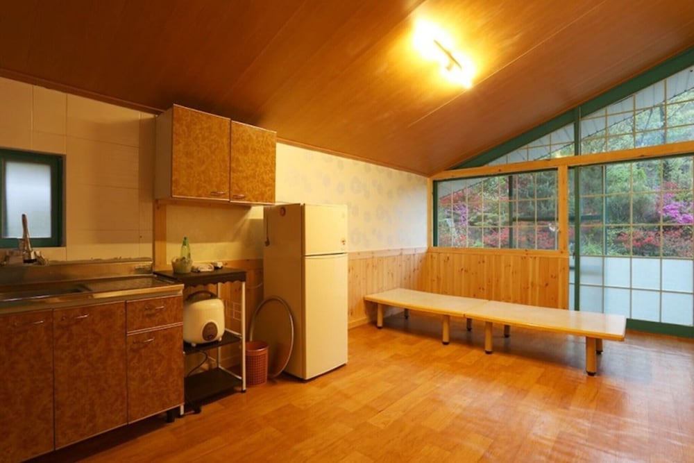 Cheongsong Songwol Pension view 4