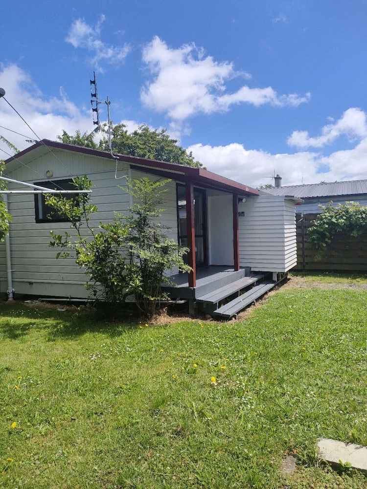 1 double and 1 sofa bed Garden Chalet