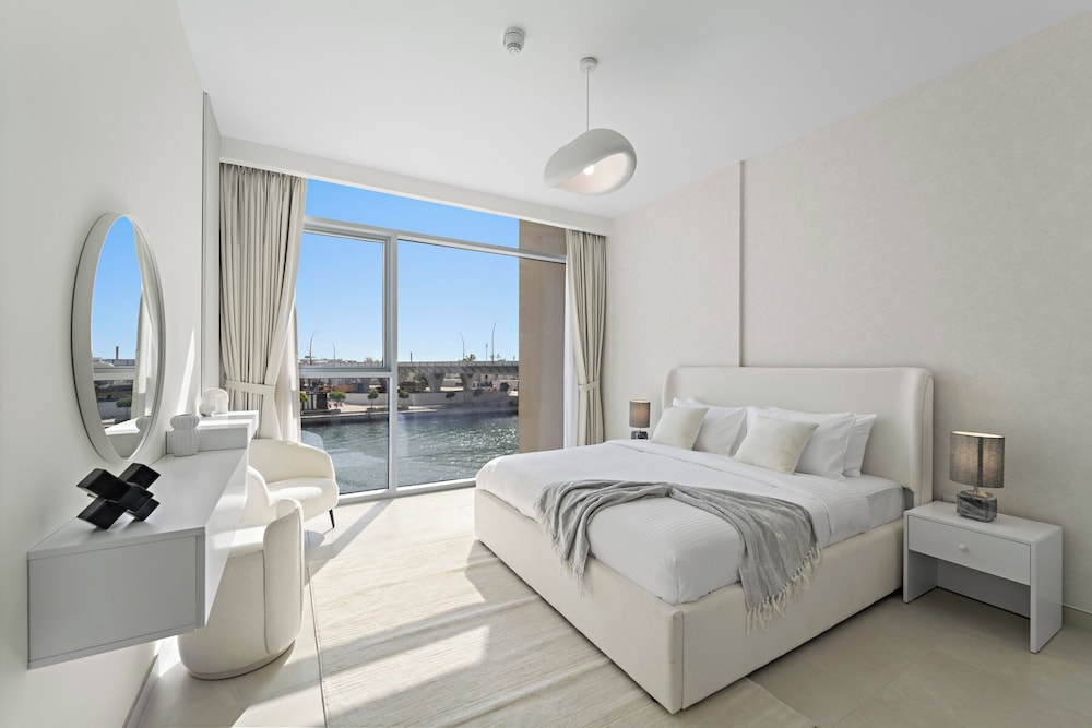 2BR M Canal Front with Full Water Views