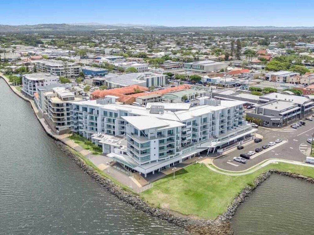 The Top Deck Retreat Ballina