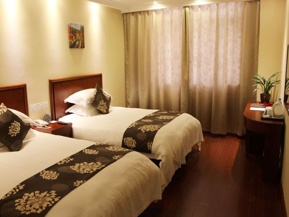 GreenTree Inn JXuZhou East Third Ring Road XCMG Heavy Machinery Hotel