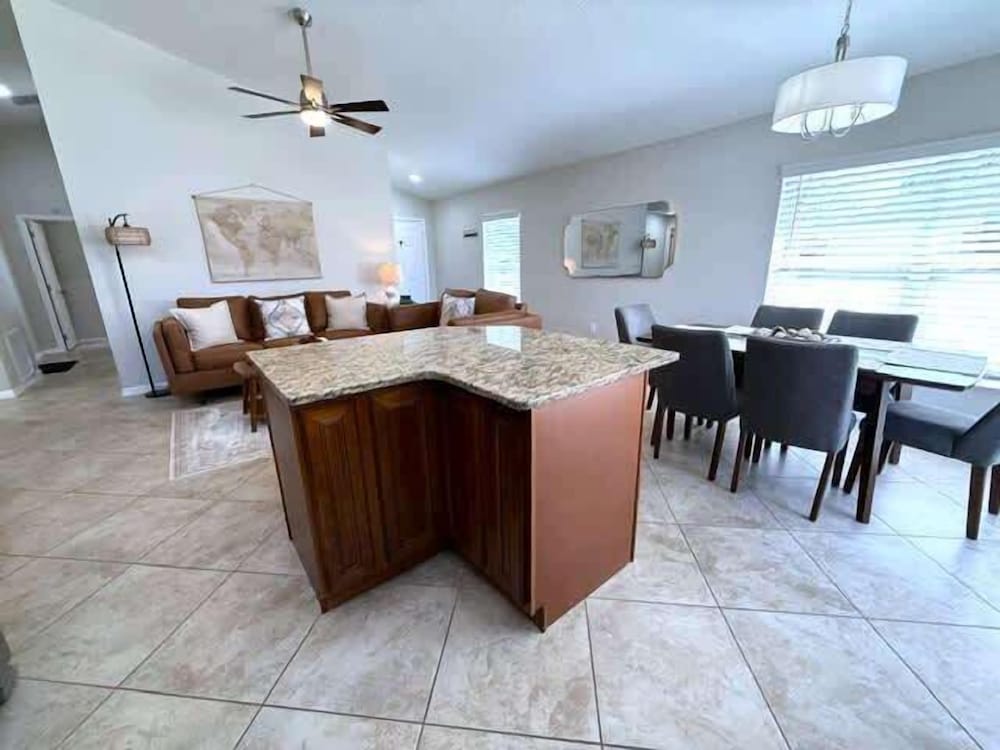 South Facing Updated Southern Dunes Villa