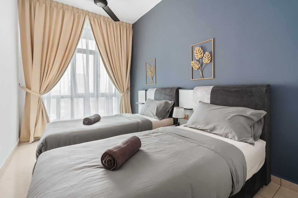 Legasi Kampung Bharu Guesthouse